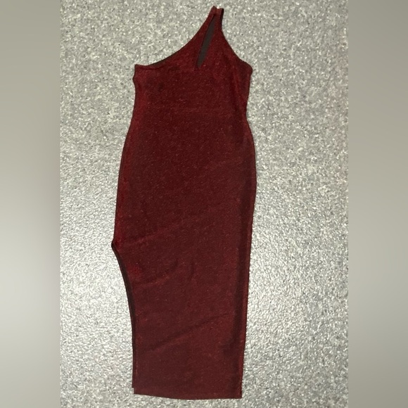 Red Floor Length One Shoulder Dress with Shimmer and Side Slit, XL - Picture 3 of 6